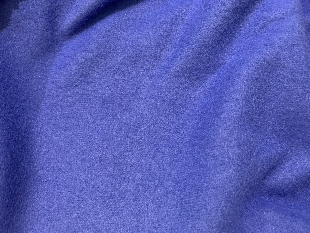 Pólczesana bawełna na wewnętrznej stronie bluzy