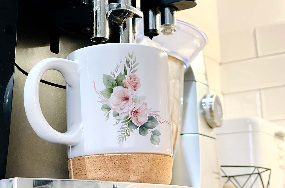 kubek z korkiem z własnym nadrukiem