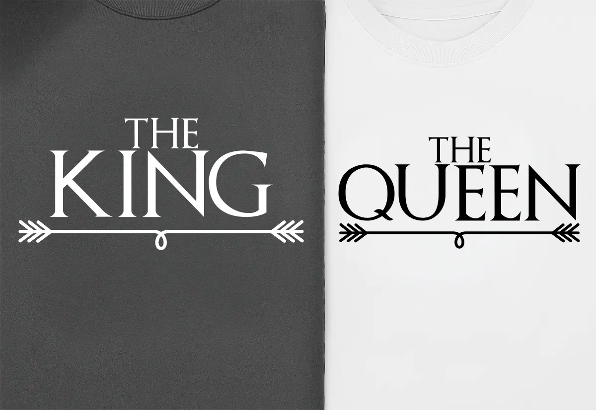 Zbliżenie nadruku na koszulkach dla par